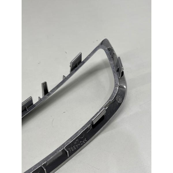 Moldura Ld\direito Chevrolet Tracker 2013 A 2016