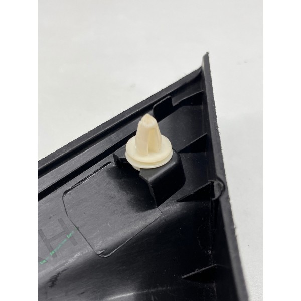 Moldura Retrovisor Dir Chevrolet Onix 2013 A 2019