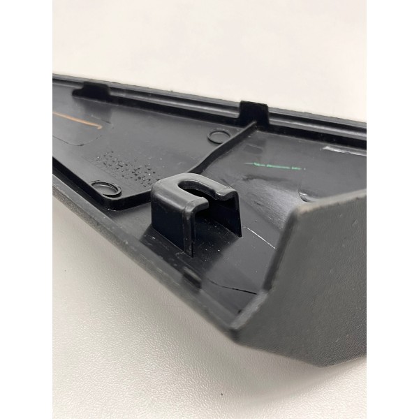 Moldura Retrovisor Dir Chevrolet Onix 2013 A 2019