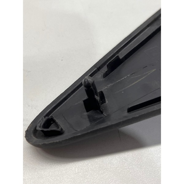 Acabamento Triângulo Retrovisor L.d Chevrolet Onix 2013/2019