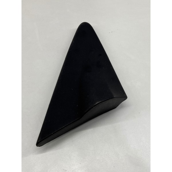 Acabamento Triângulo Retrovisor L.d Chevrolet Onix 2013/2019