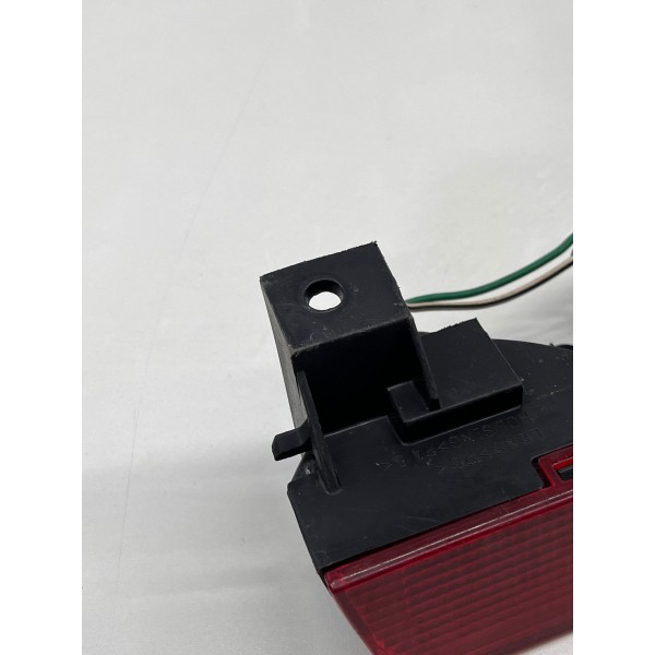 Luz De Freio Mitsubishi Pajero Dakar 2014