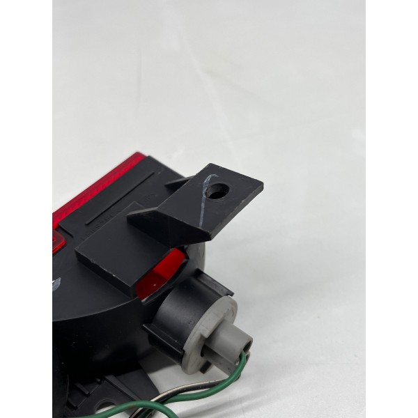 Luz De Freio Pajero Full 2011