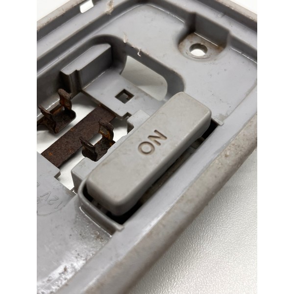 Lanterna Teto Cortesia Sem Acrílico Hyundai Hb20 2013 A 2018