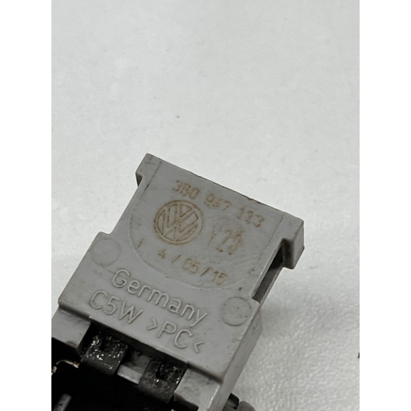 Luz Teto Cortesia Quebra Sol Volkswagem Golf  2012 A 2014