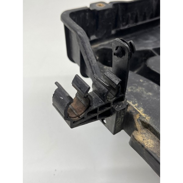 Suporte Caixa De Bateria Volkswagen Up 2016 A 2019