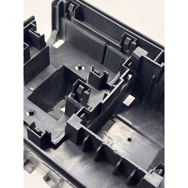 Base Caixa Fusível Chevrolet Cobalt  2012 A 2016