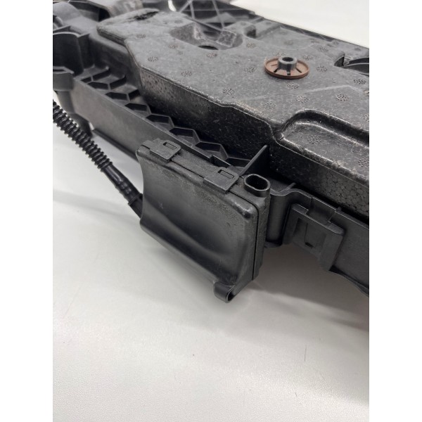 Suporte Caixa Bateria Volkswagen Golf 2013 A 2019