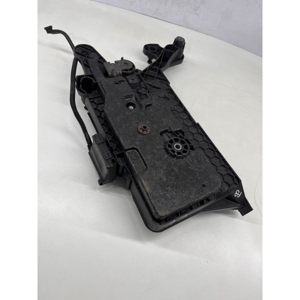 Suporte Caixa Bateria Volkswagen Golf 2013 A 2019