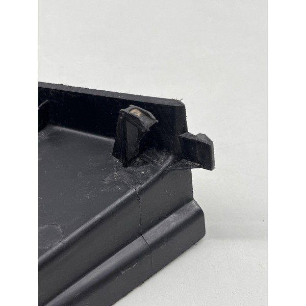 Acabamento Esquerdo Painel Chevrolet Onix 2012 A 2019