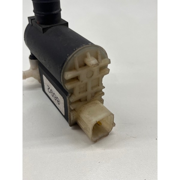 Bomba Do Esguicho Do Para-brisa Hyundai Hb20 2015 A 2020