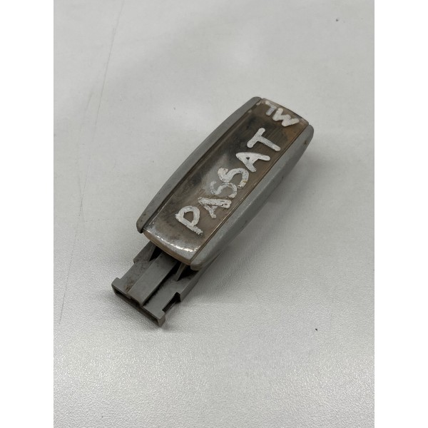 Luz Do Porta Malas Volkswagen Passat 1995