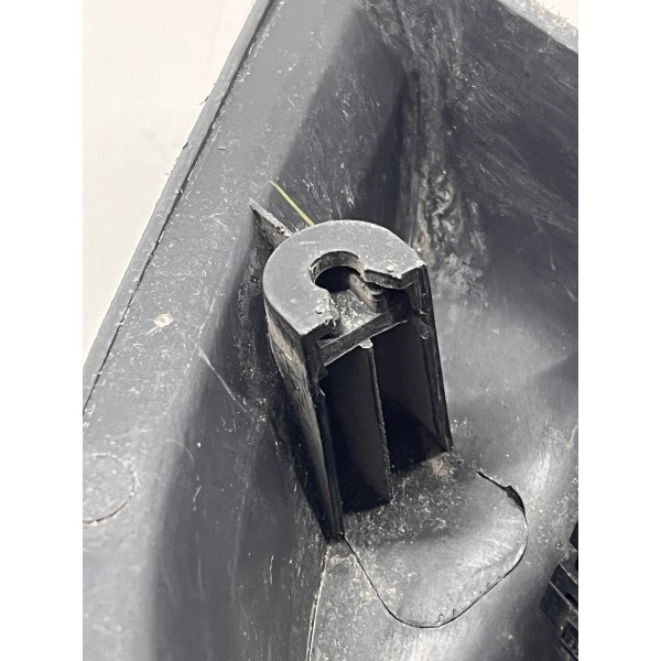 Interruptor Vidro Elétrico C/moldura Gm-chevrolet Onix 2018