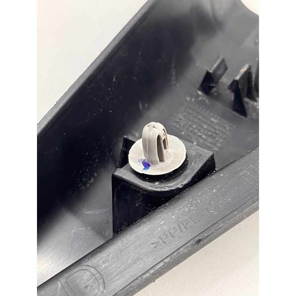 Moldura Interna Porta Tras Direita Gm Spin 2015