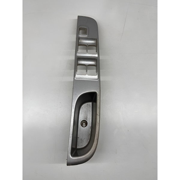 Moldura Comando Vidro Esquerdo Pajero Dakar 2014 A 2016