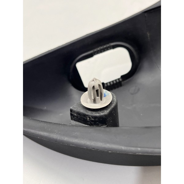 Moldura Retrovisor Esquerdo Gm Spin 2015 A 2018