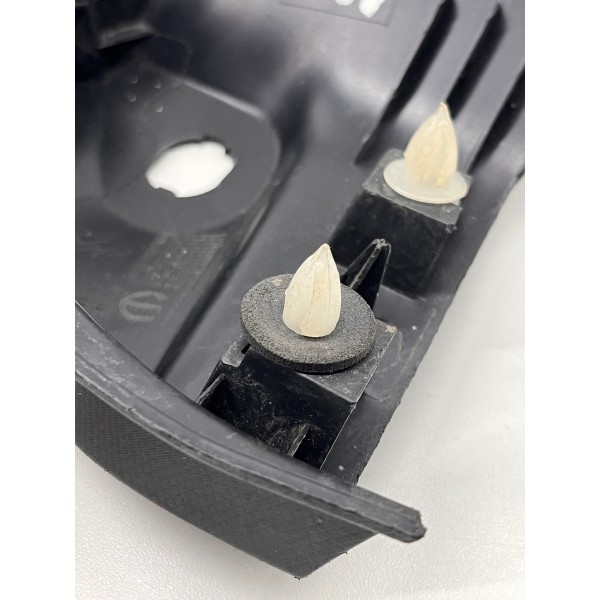 Moldura Interna Do Retrovisor Esq\dian Fiat Argo 2018