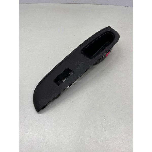 Moldura Botao Eletrico Tras\esq Nissan Versa 2015 A 2020