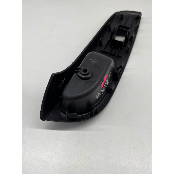 Moldura Botao Eletrico Tras\esq Nissan Versa 2015 A 2020