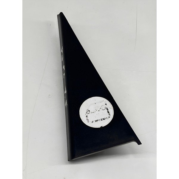 Moldura Acabamento Retrovisor Dir Onix 2013 A 2019