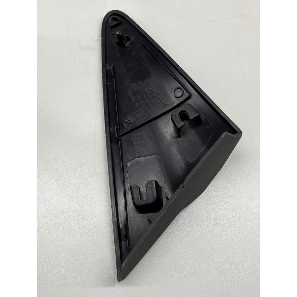 Moldura Acabamento Ext Retrovisor Dir Chevrolet Onix 2019
