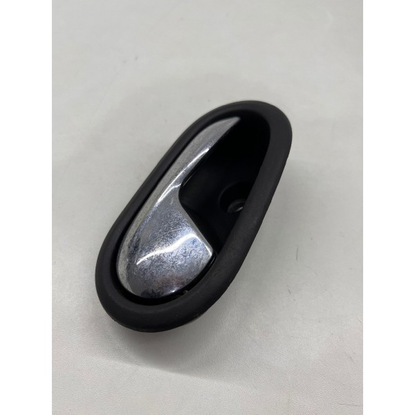 Maçaneta Interna Tras\dir Cromada Toyota Etios 2017