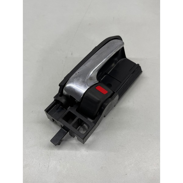 Maçaneta Interna Dian\tras Toyota Hilux 2005 A 2015