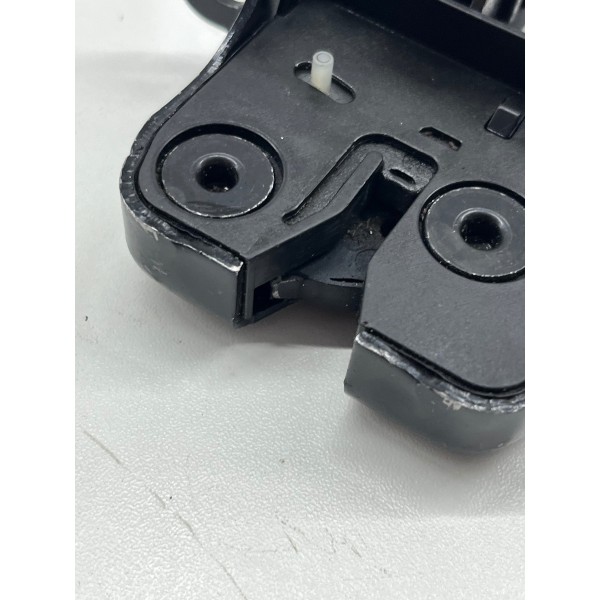 Fechadura Tampa Traseira Renault Duster 2013