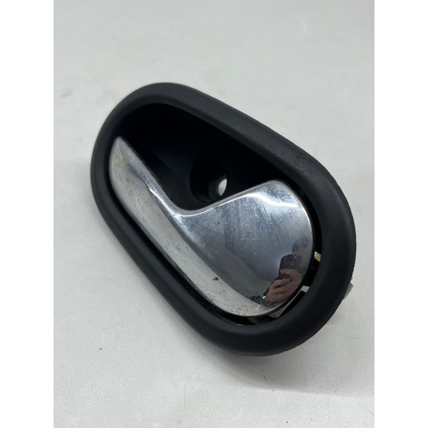 Maçaneta Interna Tras\dir Renault Sandero 1.6 2015