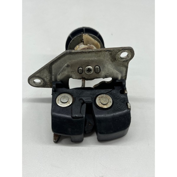 Trava Tampa Traseira Uno Vivace 2010 A 2021