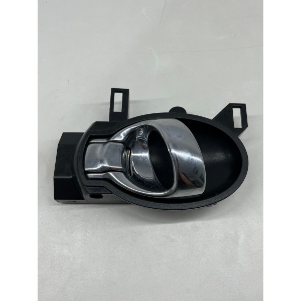 Maçaneta Interna Dian\tras Nissan Versa 2012 A 2014