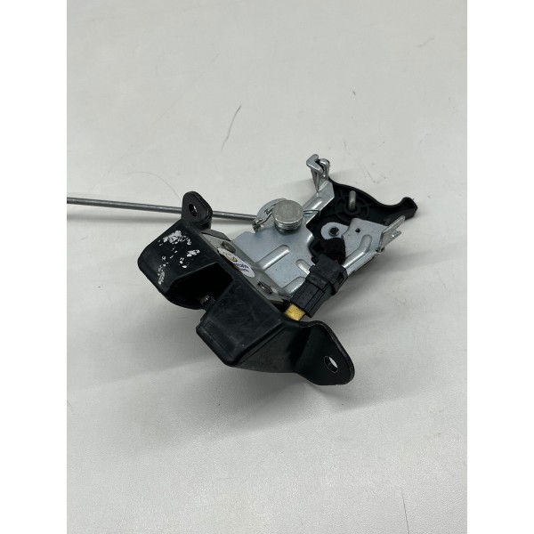 Fechadura Interna Porta Malas Hb20 Hatch 2013 A 2019
