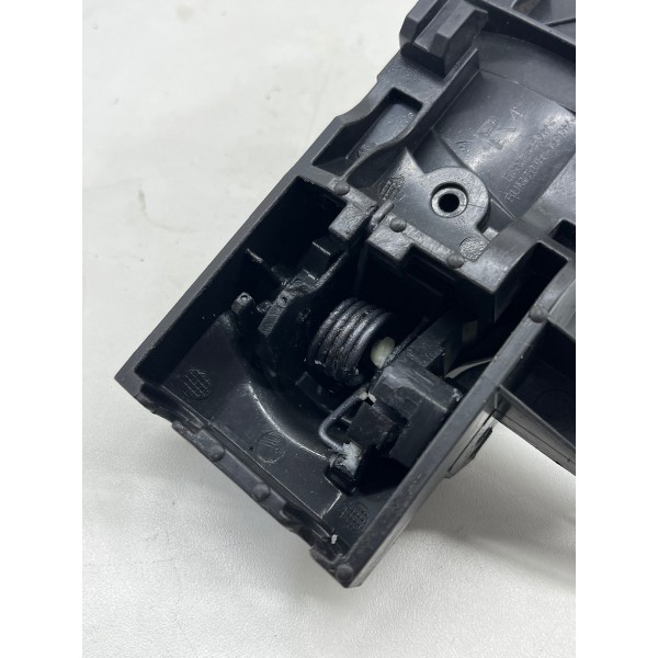 Maçaneta Inferior Dian\dir Nissan March 2012 A 2020