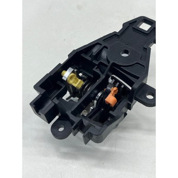 Maçaneta Interna Esquerda Mitsubishi Outlander Lancer 2015