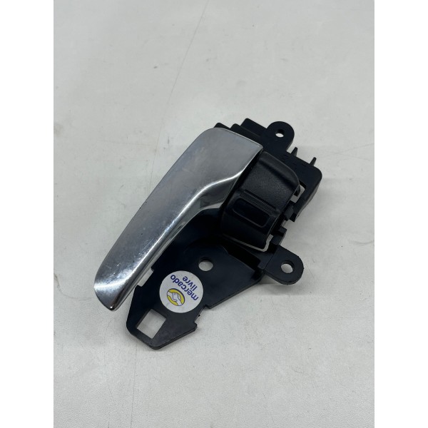 Maçaneta Interna Esquerda Mitsubishi Outlander Lancer 2015