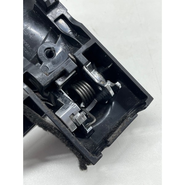 Maçaneta Puxador Interno Tras\esq Nissan Versa March 2012