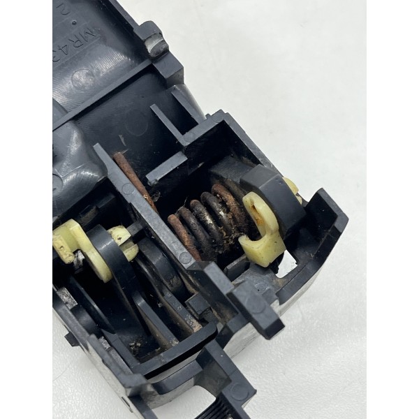 Maçaneta Interna Porta Tras\dir Mitsubishi Pajero 2013