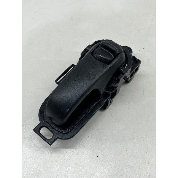 Maçaneta Interna Dianteira Esquerda Nissan Tiida 2008 A 2013