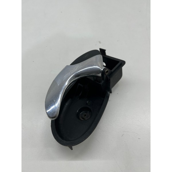 Maçaneta Interna Dianteira L.e Ford Focus 2001 A 2008