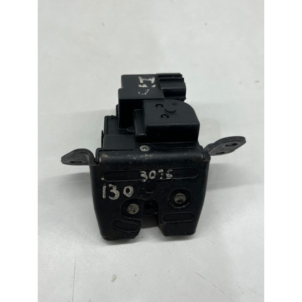 Fechadura Porta Malas Hyundai I30 2009 A 2012