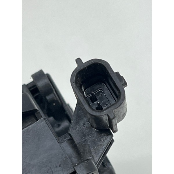 Fechadura Elétrica Do Porta Malas Renault Duster 2012 A 2015