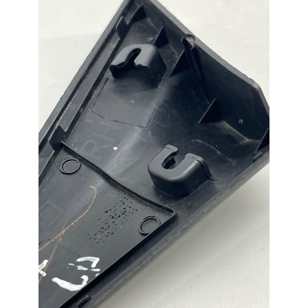 Moldura Retrovisor Direito Chevrolet Onix 2013 A 2019