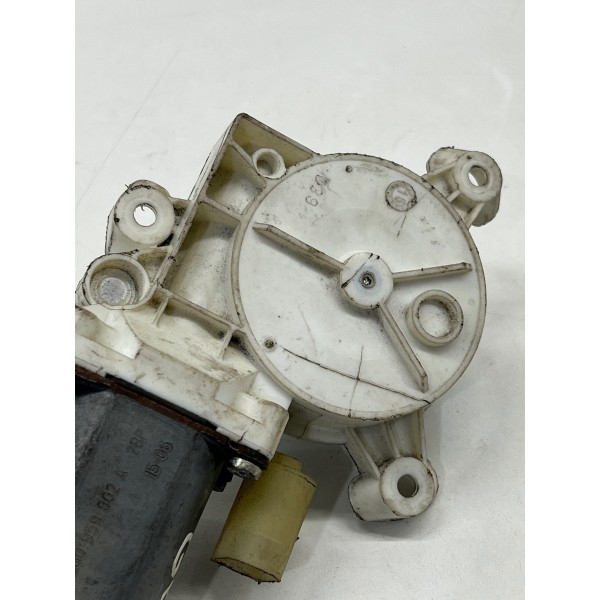 Motor Vidro Elétrico L. Esquerdo Tra. Volkswagen Gol G5,6,7