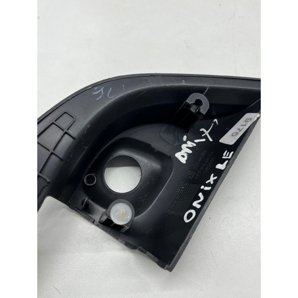Moldura Int Retrovisor Esquerdo Chevrolet Onix 2014 A 2019
