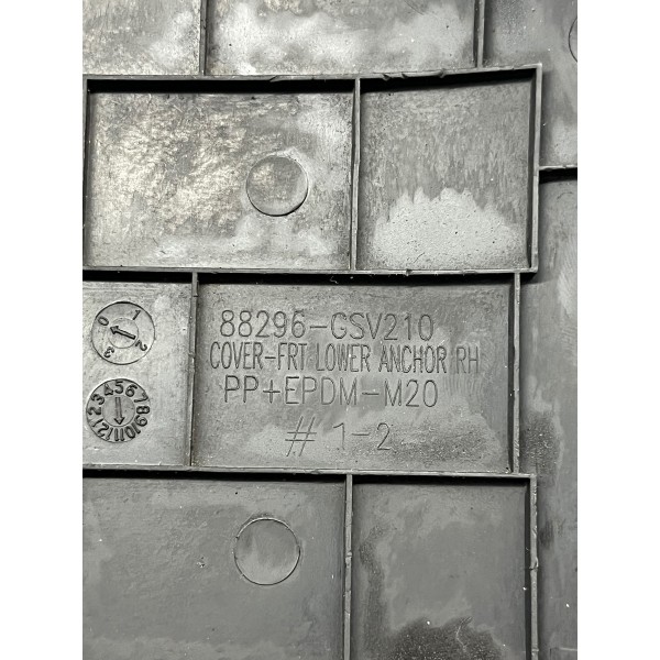 Acabamento Banco Dianteiro Direito Tracker 2014 A 2019