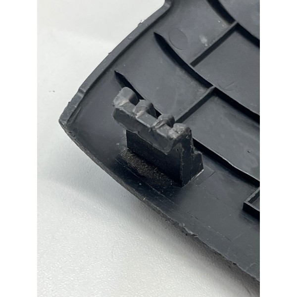 Acabamento Banco Dianteiro Direito Tracker 2014 A 2019