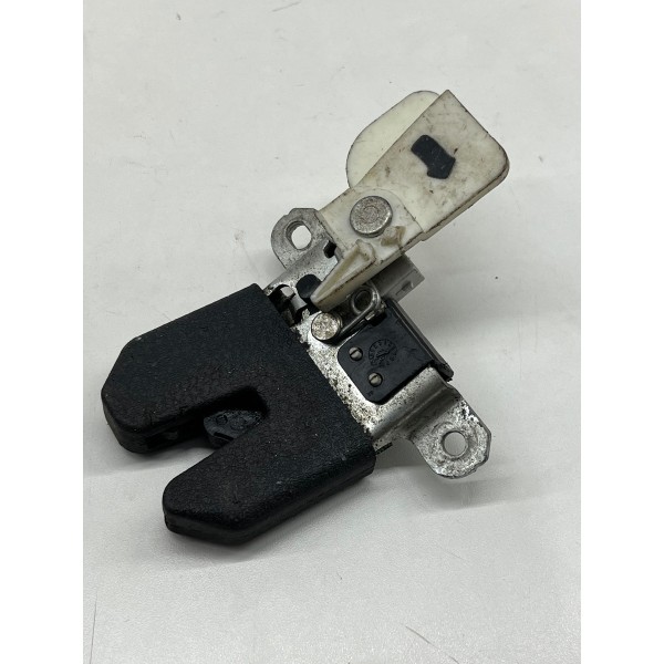 Fechadura Porta Malas Volkswagen Voyage G7 G8 2019 A 2023