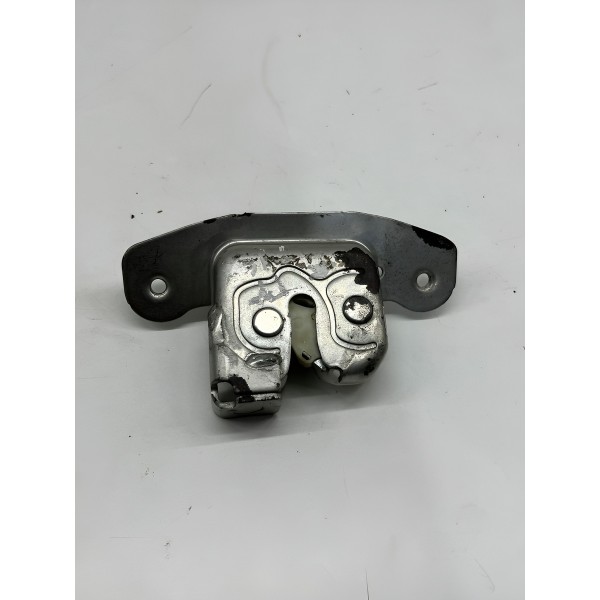 Fechadura Tampa Traseira Toyota Etios Hatch 2018