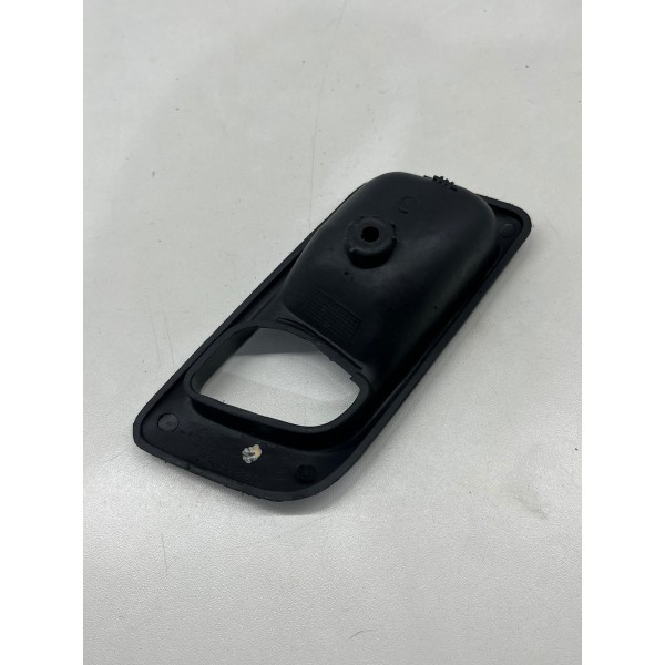 Moldura Maçaneta Interna Dianteira Direita Palio 2006 A 2012