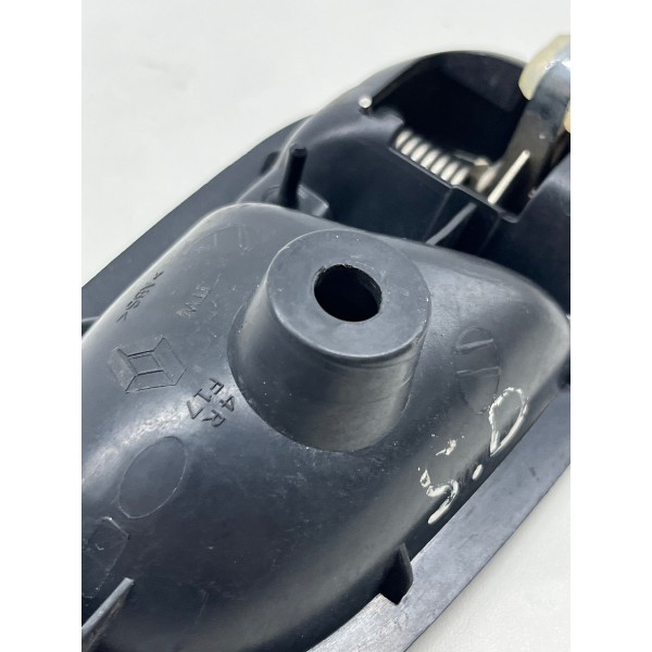 Maçaneta Interna Dianteiro Direito Sendeiro 2015 A 2018